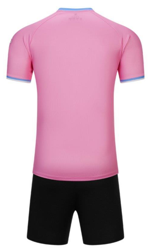 Kelme Adults Football Kit - London Kelme Adults Football Kit Pink