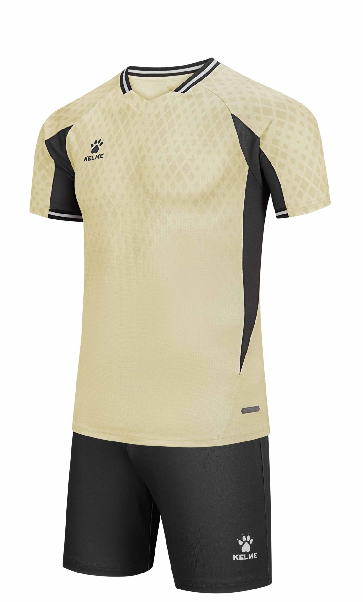 Kelme Adults Football Kit - Parma Kelme Adults Football Kit Apricot